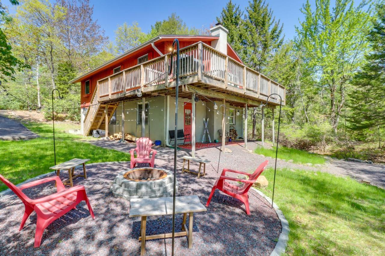 Lakefront Poconos Vacation Rental With Swim Dock! Long Pond Exterior foto